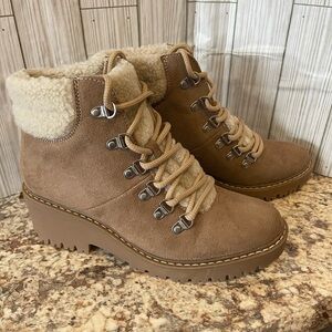 White Mountain women’s ankle boots